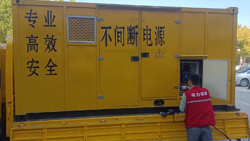沾化柴油发电机组和UPS电源配合使用时，如何避免切换过程中的电力中断？